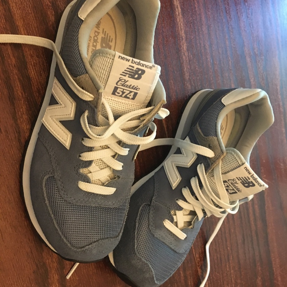 New Balance 574 Classic- Women’s Size 9